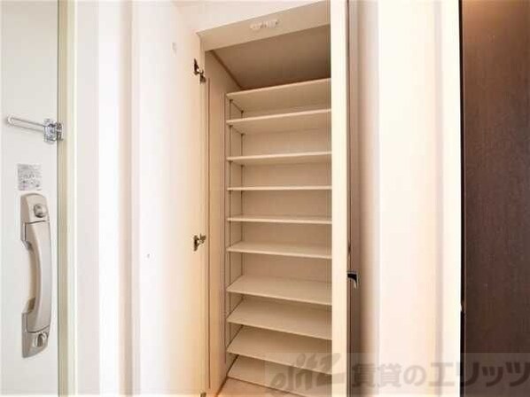 ルーヴェンブルン豊津の物件内観写真